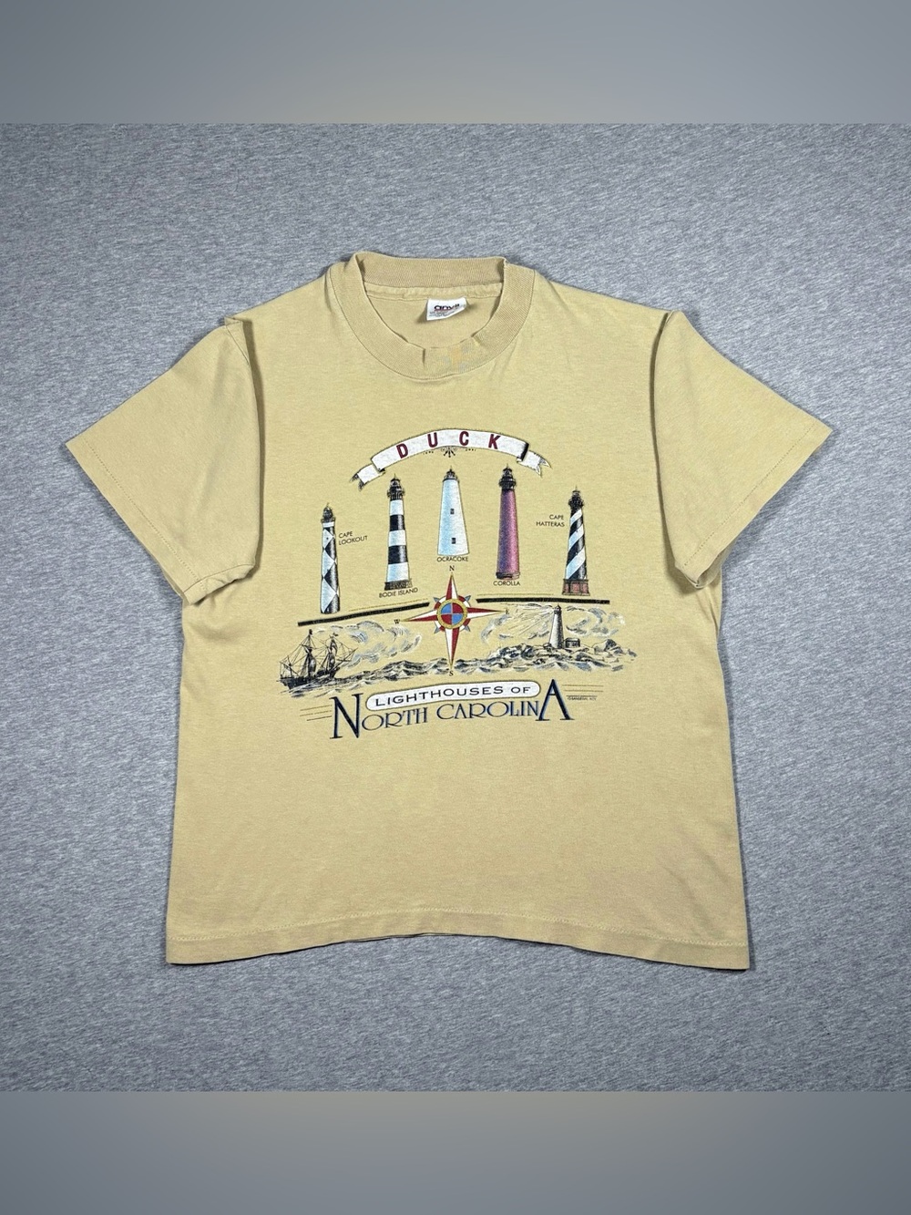Vintage Lighthouses of North Carolina T-Shirt Size S Single Stitch Tan Anvil 90s
